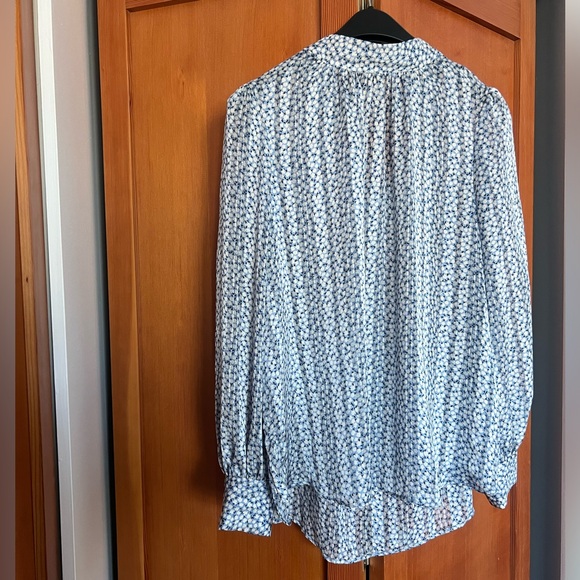 Spring/summer blue floral blouse - Picture 4 of 5